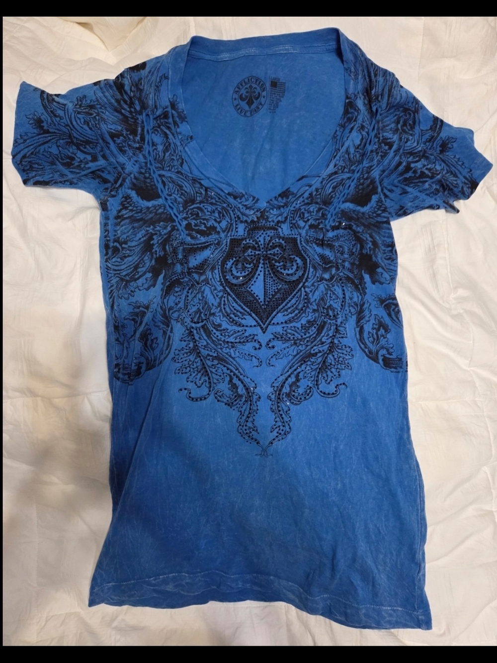 Affliction Blue V-Neck Short Sleeve Tee with Black Ornate Graphic